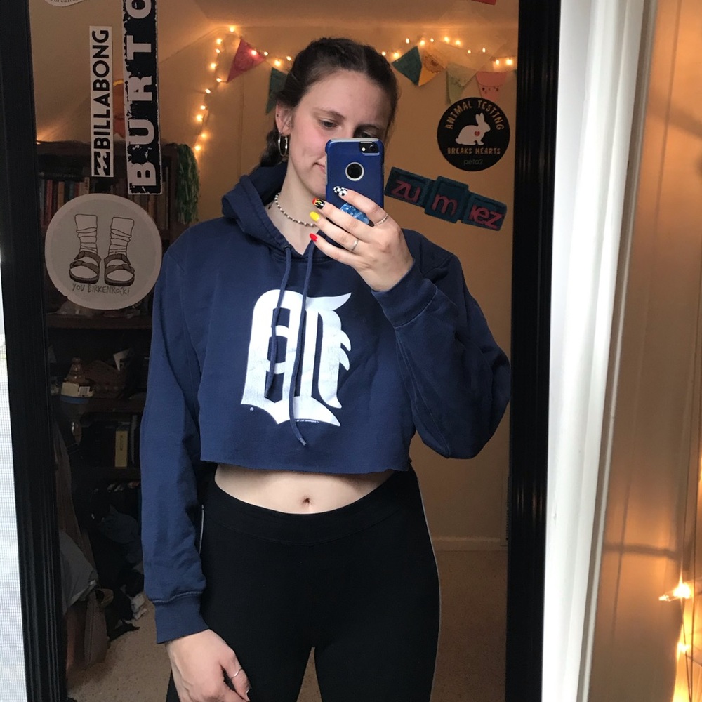 tigers cropped hoodie